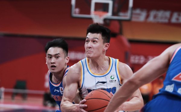 华锋优配快线 续约无望！北京32岁后卫养伤1年，待遇不如方硕，目标投奔老队友